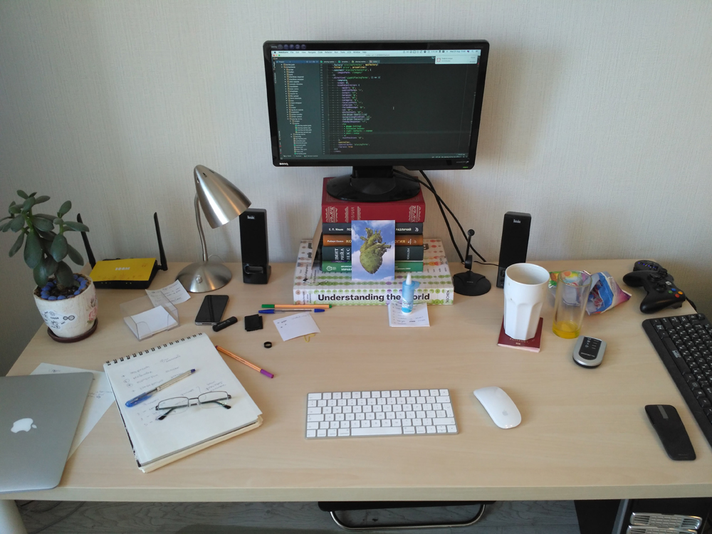 И ещё 21 рабочее место удалёнщиков