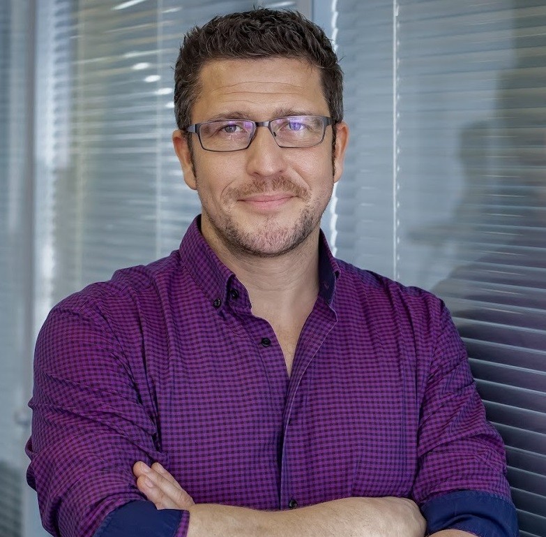 От иерархии к матрице: как децентрализация спасла Нетологию