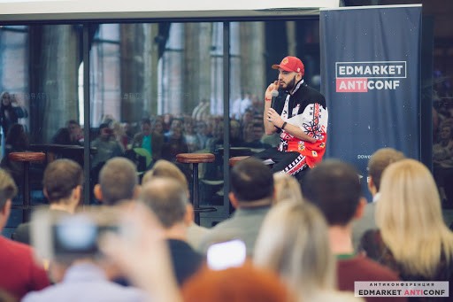 От иерархии к матрице: как децентрализация спасла Нетологию