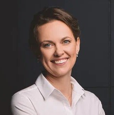 Как выбрать эксперта для онлайн-школы и снять качественный курс с его участием