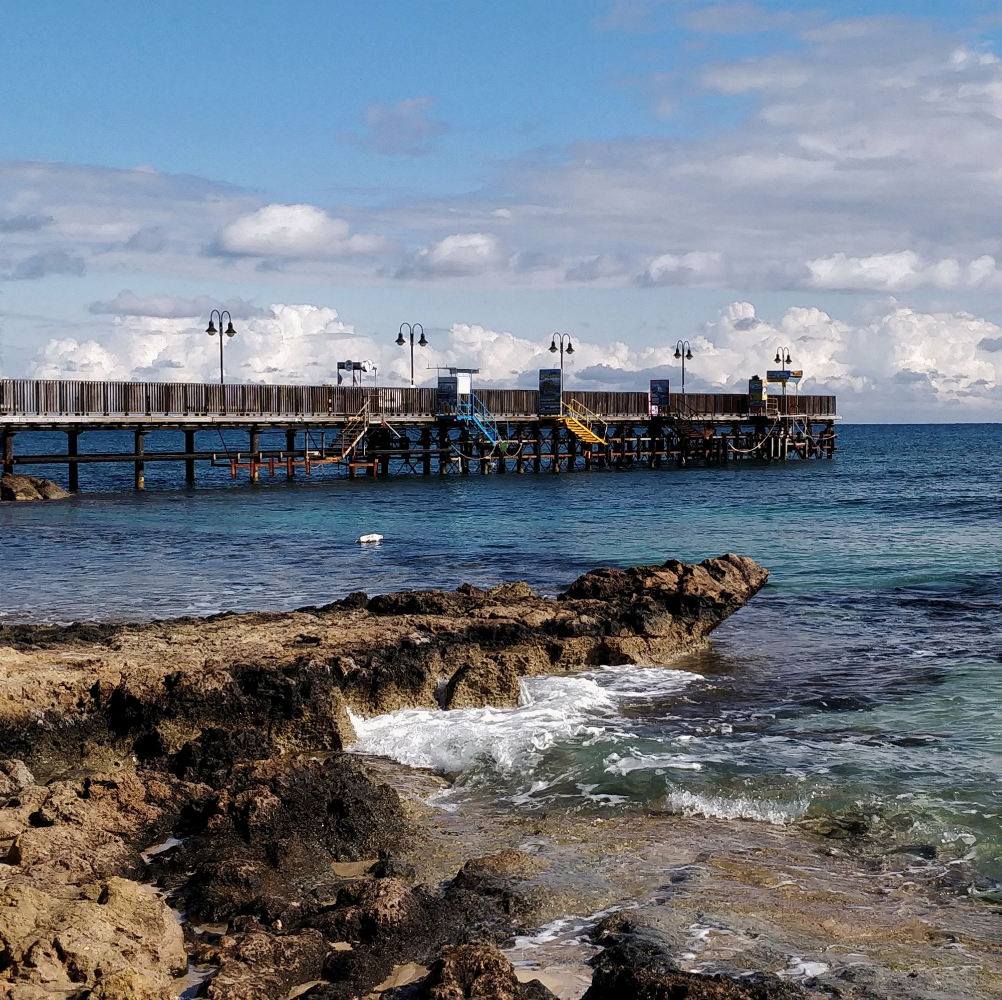 Зимовка на Кипре для удалёнщика: что учесть и сколько денег взять