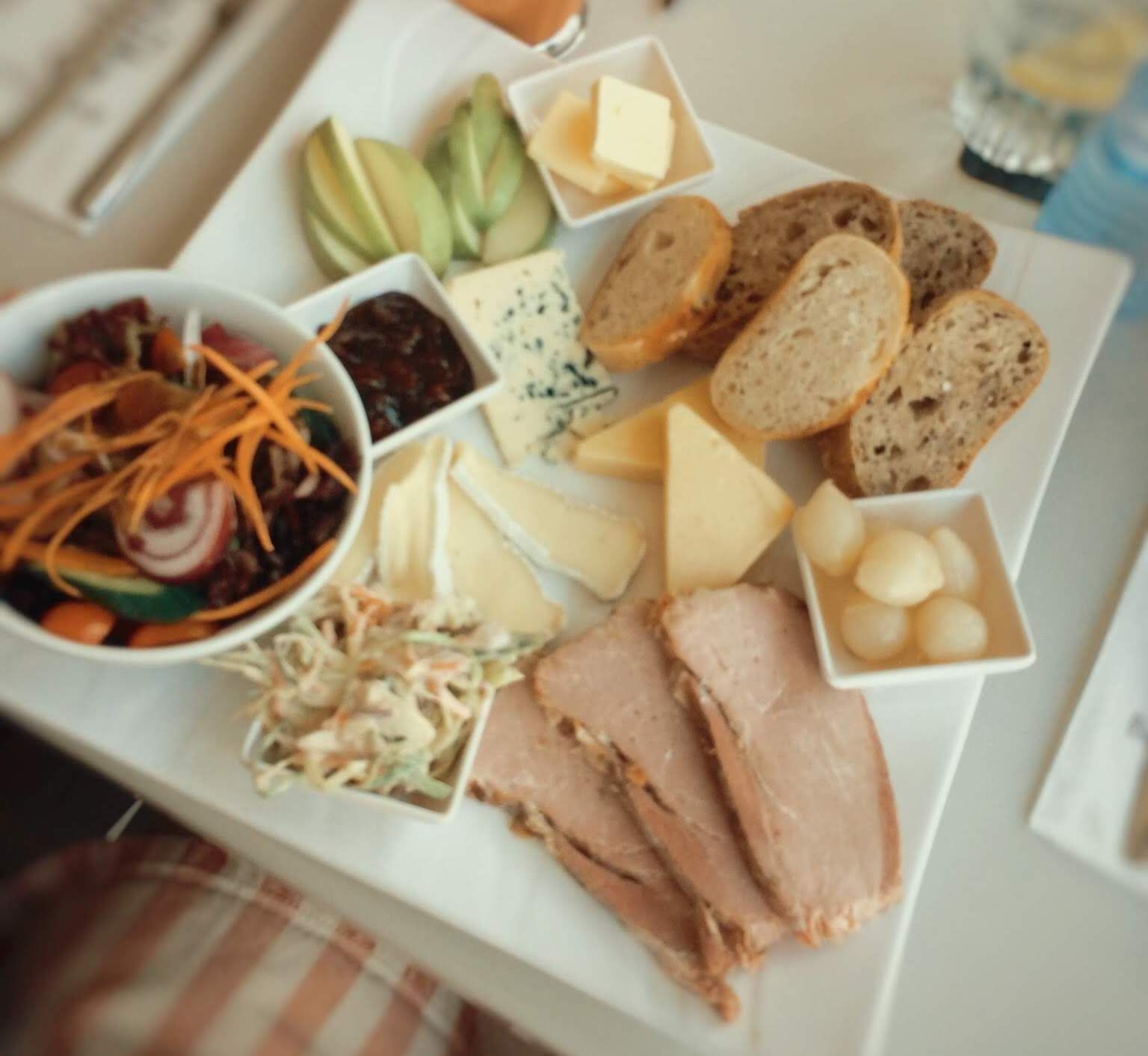 Зимовка на Кипре для удалёнщика: что учесть и сколько денег взять