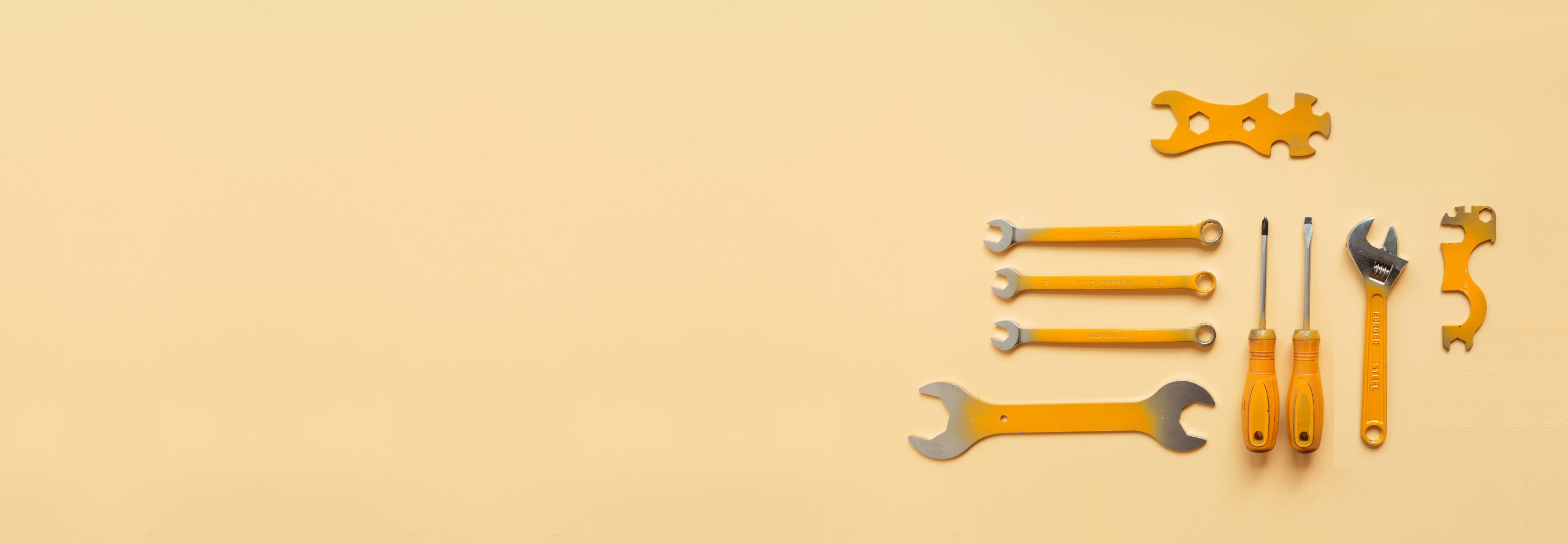 15 сервисов для организации работы медиа и аналитики