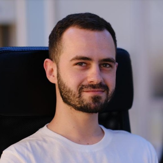 Гибридный формат работы в IT: разбираем все за и против